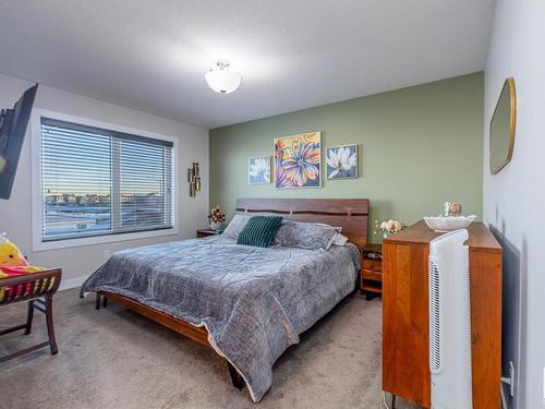 18111 75 Street, Edmonton, AB - Indoor Photo Showing Bedroom