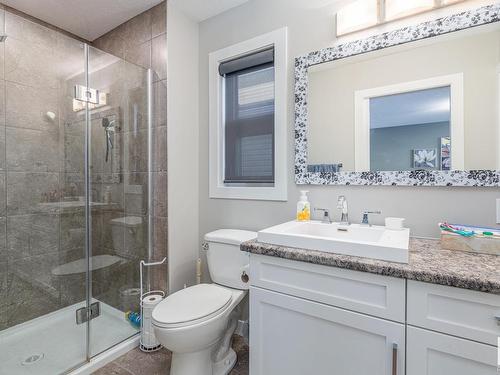 18111 75 Street, Edmonton, AB - Indoor Photo Showing Bathroom