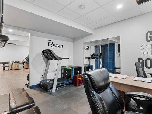 7111 Cardinal Way, Edmonton, AB - Indoor Photo Showing Gym Room