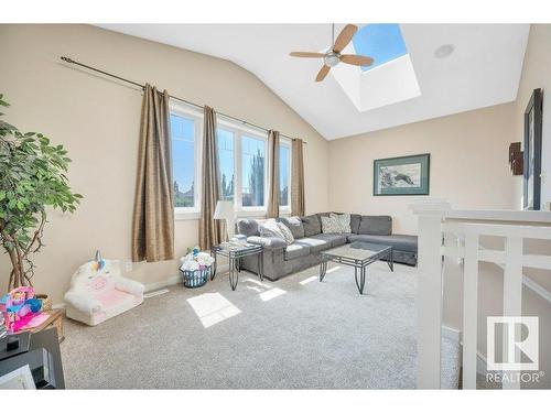 21632 94B Avenue, Edmonton, AB - Indoor Photo Showing Living Room