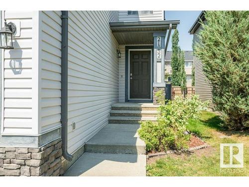 21632 94B Avenue, Edmonton, AB - Outdoor