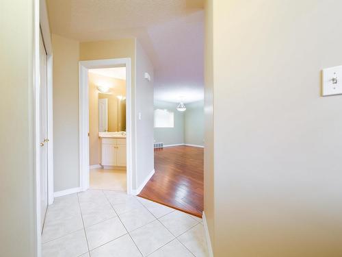 21 2419 133 Avenue, Edmonton, AB - Indoor Photo Showing Other Room