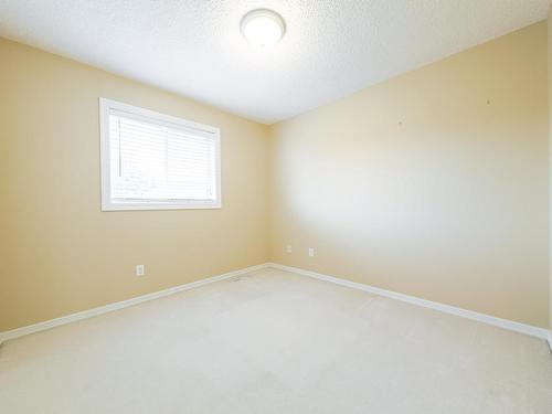 21 2419 133 Avenue, Edmonton, AB - Indoor Photo Showing Other Room