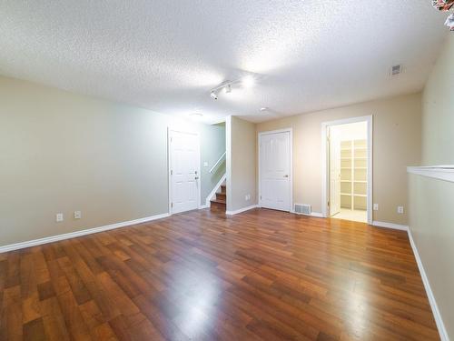 21 2419 133 Avenue, Edmonton, AB - Indoor Photo Showing Other Room