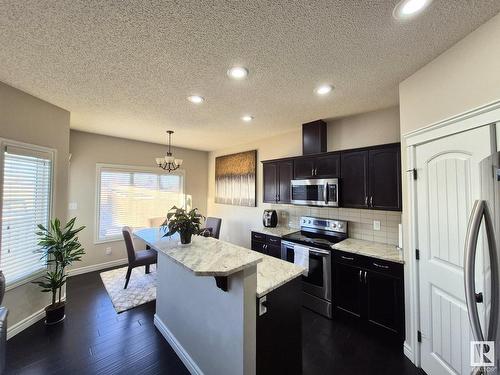 1408 33B Street, Edmonton, AB - Indoor Photo Showing Kitchen With Upgraded Kitchen