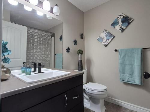 1408 33B Street, Edmonton, AB - Indoor Photo Showing Bathroom