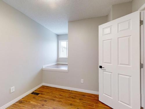 5 1580 Mill Woods Rd E, Edmonton, AB - Indoor Photo Showing Other Room