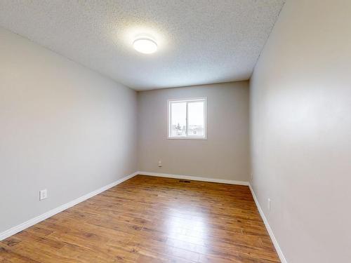 5 1580 Mill Woods Rd E, Edmonton, AB - Indoor Photo Showing Other Room