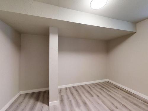 5 1580 Mill Woods Rd E, Edmonton, AB - Indoor Photo Showing Other Room