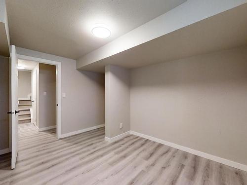 5 1580 Mill Woods Rd E, Edmonton, AB - Indoor Photo Showing Other Room