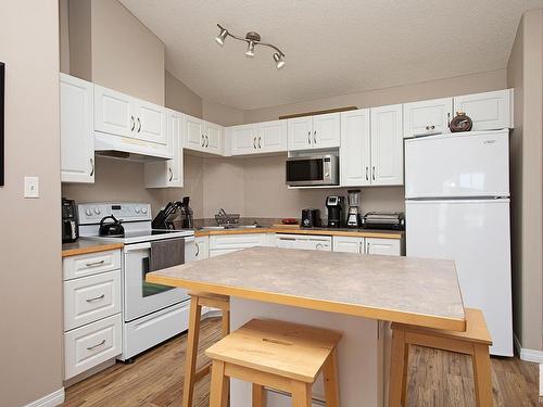 416 5350 199 Street, Edmonton, AB - Indoor Photo Showing Kitchen With Double Sink