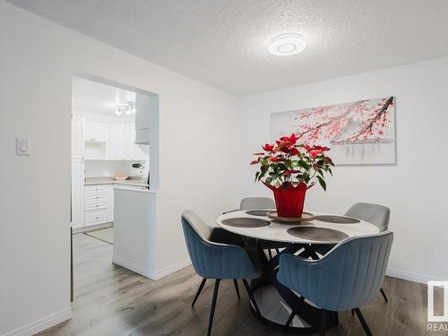 198 Marlborough Place, Edmonton, AB - Indoor Photo Showing Dining Room