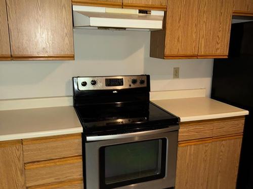 90 7604 29 Avenue, Edmonton, AB - Indoor Photo Showing Kitchen