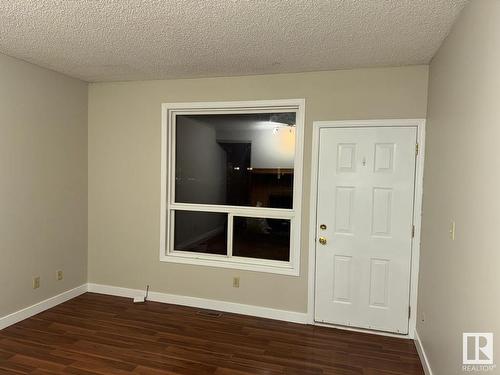 90 7604 29 Avenue, Edmonton, AB - Indoor Photo Showing Other Room