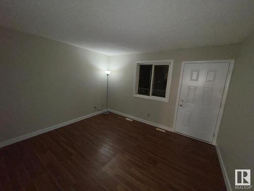 90 7604 29 Avenue, Edmonton, AB - Indoor Photo Showing Other Room