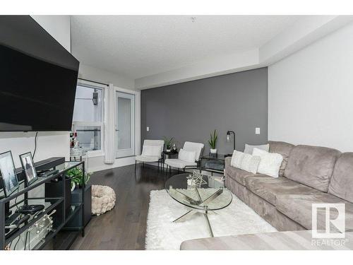 315 10523 123 Street, Edmonton, AB - Indoor Photo Showing Living Room