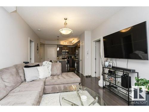 315 10523 123 Street, Edmonton, AB - Indoor Photo Showing Living Room