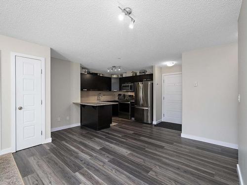 109 14808 125 Street, Edmonton, AB - Indoor Photo Showing Kitchen