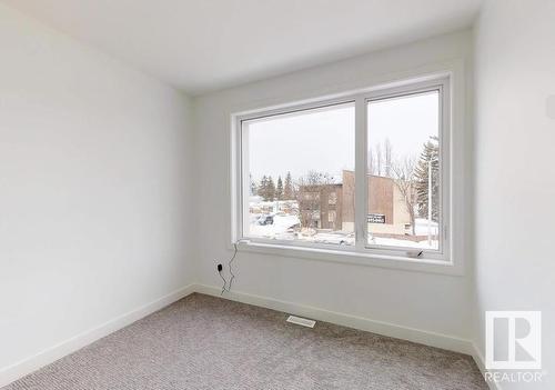 12903 107 Avenue, Edmonton, AB - Indoor Photo Showing Other Room