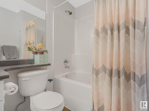 49 2508 Hanna Crescent, Edmonton, AB - Indoor Photo Showing Bathroom