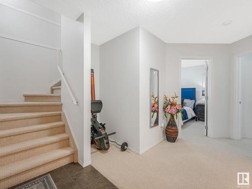 49 2508 Hanna Crescent, Edmonton, AB - Indoor Photo Showing Other Room