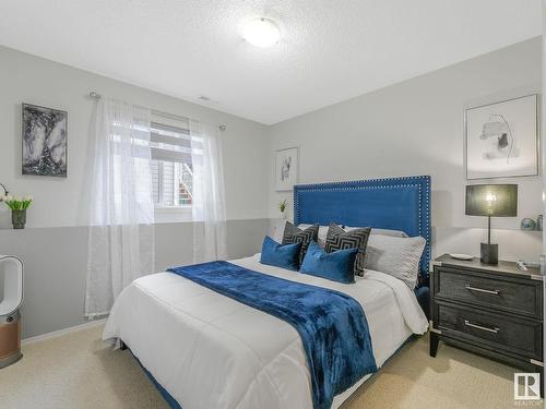 49 2508 Hanna Crescent, Edmonton, AB - Indoor Photo Showing Bedroom