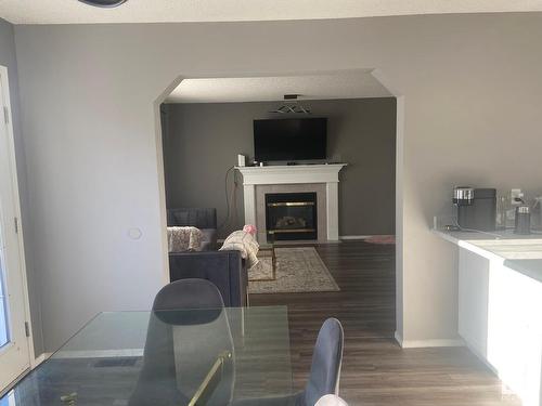 127 Ward Crescent, Edmonton, AB - Indoor With Fireplace