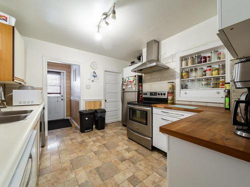 11519 95 Street, Edmonton, AB - Indoor Photo Showing Kitchen With Double Sink