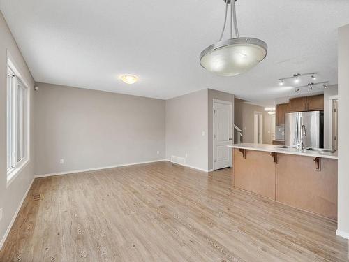 705 176 Street, Edmonton, AB - Indoor