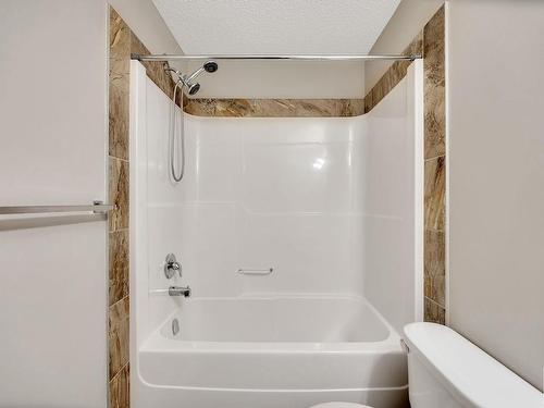 705 176 Street, Edmonton, AB - Indoor Photo Showing Bathroom