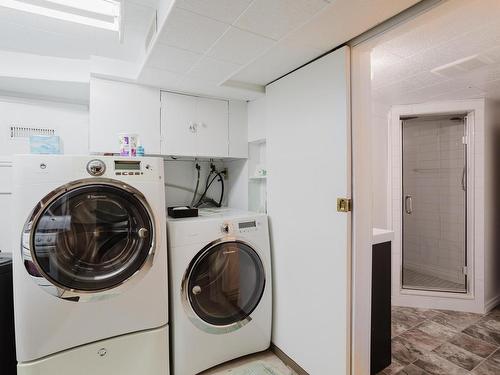 Edmonton, AB - Indoor Photo Showing Laundry Room