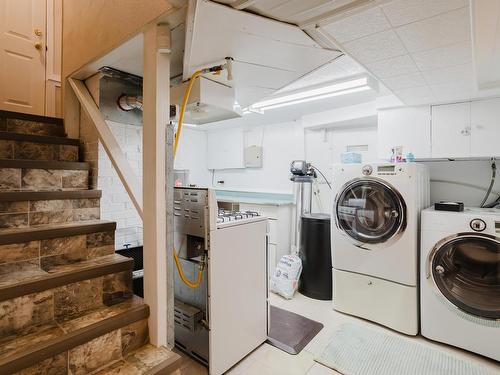 Edmonton, AB - Indoor Photo Showing Laundry Room