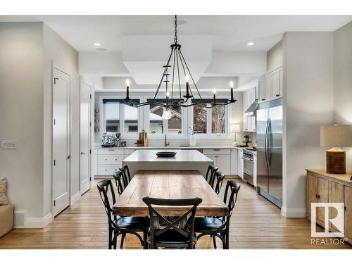 10335 139 Street, Edmonton, AB - Indoor Photo Showing Dining Room