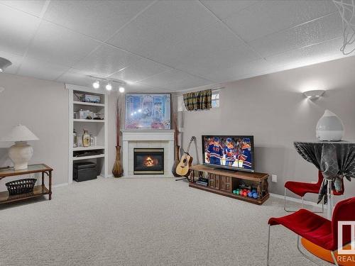 431 Breckenridge Lane, Edmonton, AB - Indoor With Fireplace