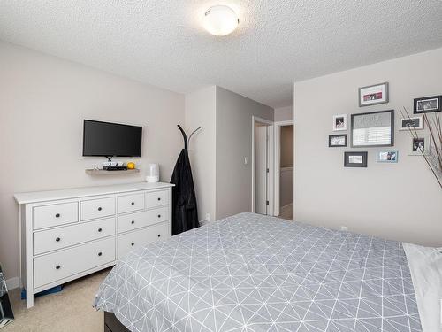 8120 224 Street, Edmonton, AB - Indoor Photo Showing Bedroom