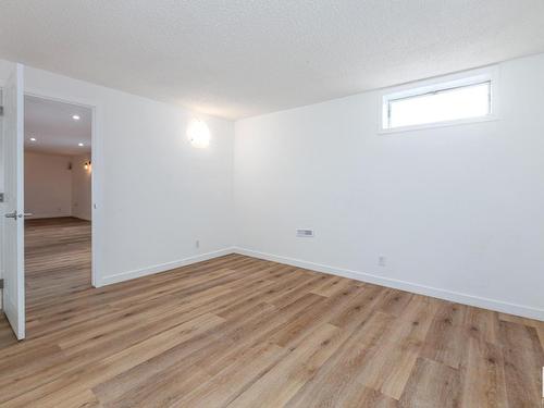 11860 58 Street, Edmonton, AB - Indoor Photo Showing Other Room