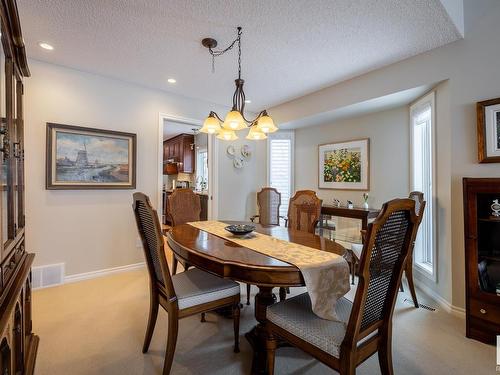 11036 10 Avenue, Edmonton, AB - Indoor Photo Showing Dining Room