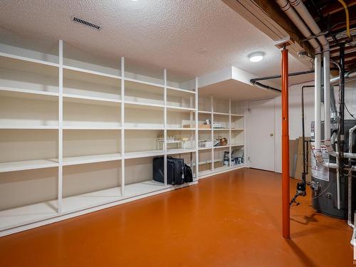 11036 10 Avenue, Edmonton, AB - Indoor With Storage