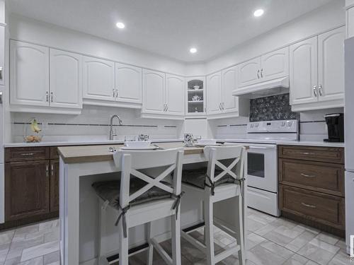 306 10915 21 Avenue, Edmonton, AB - Indoor Photo Showing Kitchen