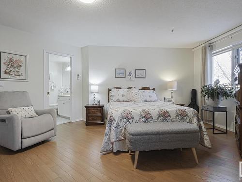 306 10915 21 Avenue, Edmonton, AB - Indoor Photo Showing Bedroom