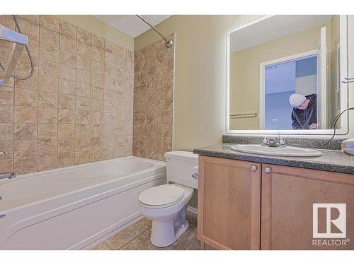 6007 213 Street, Edmonton, AB - Indoor Photo Showing Bathroom