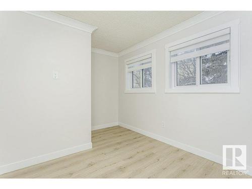 9937 88 Avenue, Edmonton, AB - Indoor Photo Showing Other Room