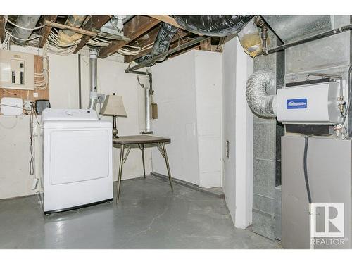 9937 88 Avenue, Edmonton, AB - Indoor Photo Showing Laundry Room