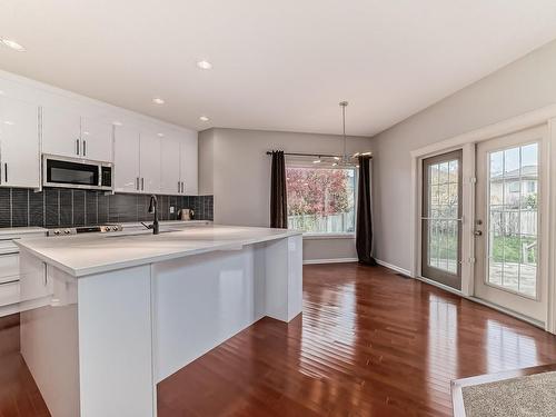 203 Caldwell Way, Edmonton, AB - Indoor Photo Showing Kitchen With Upgraded Kitchen