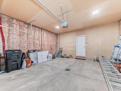 203 Caldwell Way, Edmonton, AB - Indoor Photo Showing Garage