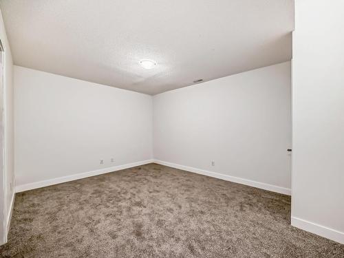 32 13825 155 Avenue, Edmonton, AB - Indoor Photo Showing Other Room