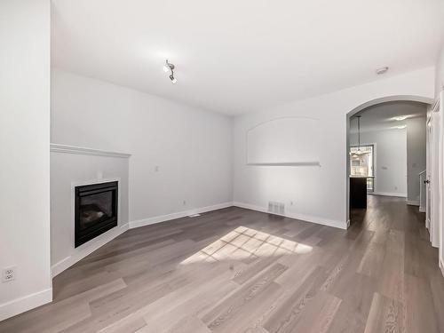 32 13825 155 Avenue, Edmonton, AB - Indoor With Fireplace