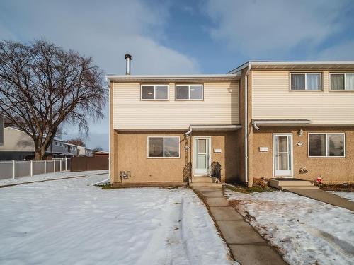 436 Hermitage Road, Edmonton, AB - Outdoor