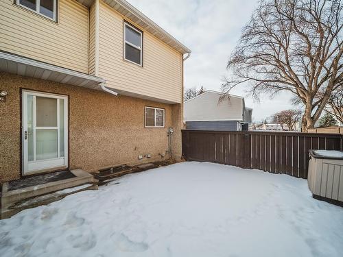 436 Hermitage Road, Edmonton, AB - Outdoor With Exterior