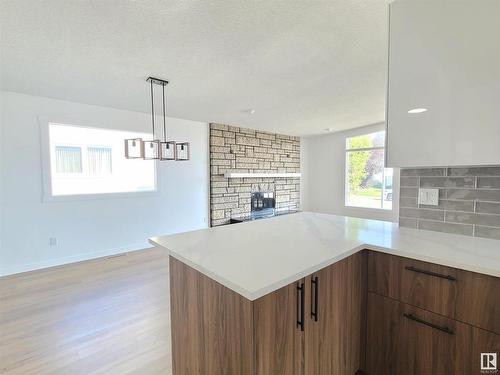 13324 79 Street, Edmonton, AB - Indoor Photo Showing Kitchen